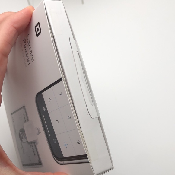 Square - Magstripe Reader with Lightning Connector - Glossy White New sealed - Picture 4 of 9